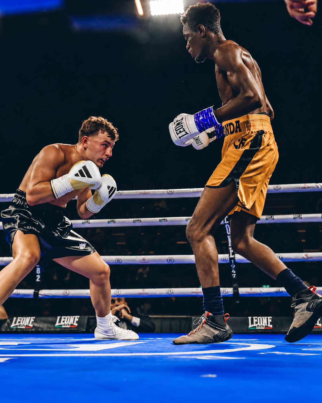 Alex Bindar against Joseph Okoye